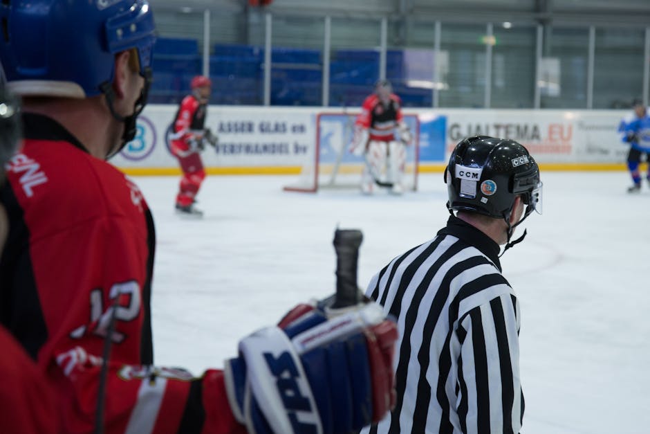 How Does Blade Curve Affect Puck Control: Expert Advice from a 20-Year Hockey Coach