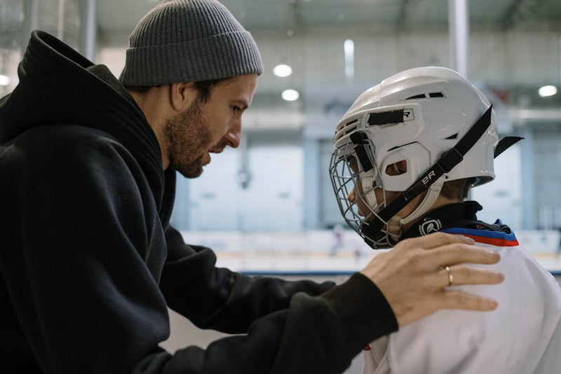 What Is A Good Hockey Stick For Beginners: Expert Advice from a 20-Year Hockey Coach
