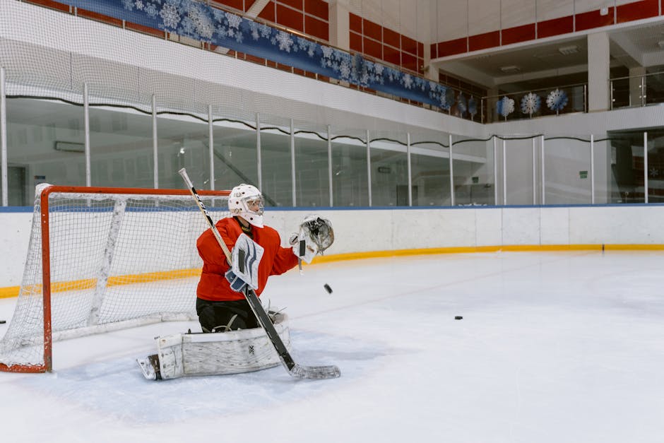 What Is The Best Curve For A Wrist Shot: Expert Advice from a 20-Year Hockey Coach